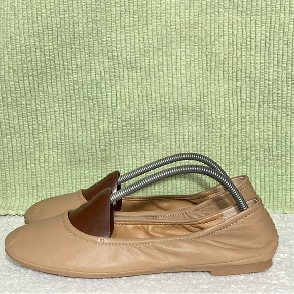 Eureka! Women's Audrey GoPro Tan Leather Bendable Ballet Flats Shoes Size US 9M - Picture 2 of 11
